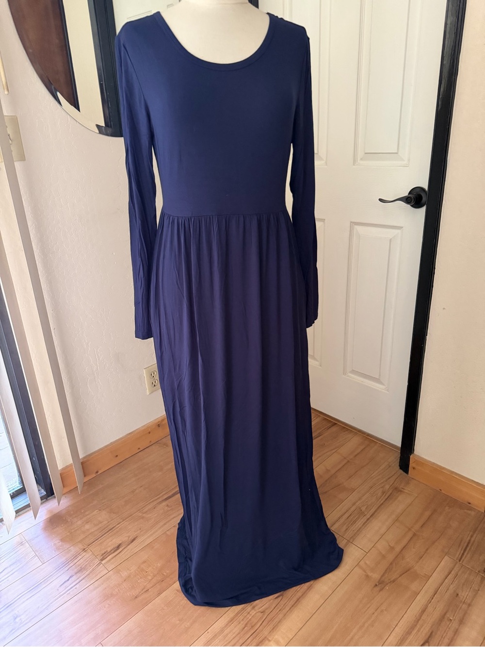 Classic Navy Long Sleeve Maxi Dress - Timeless Everyday Style